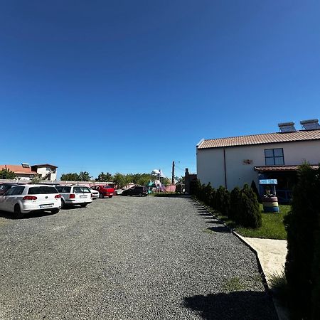Готель Agropensiuea Casa Uncu Муругіль Екстер'єр фото